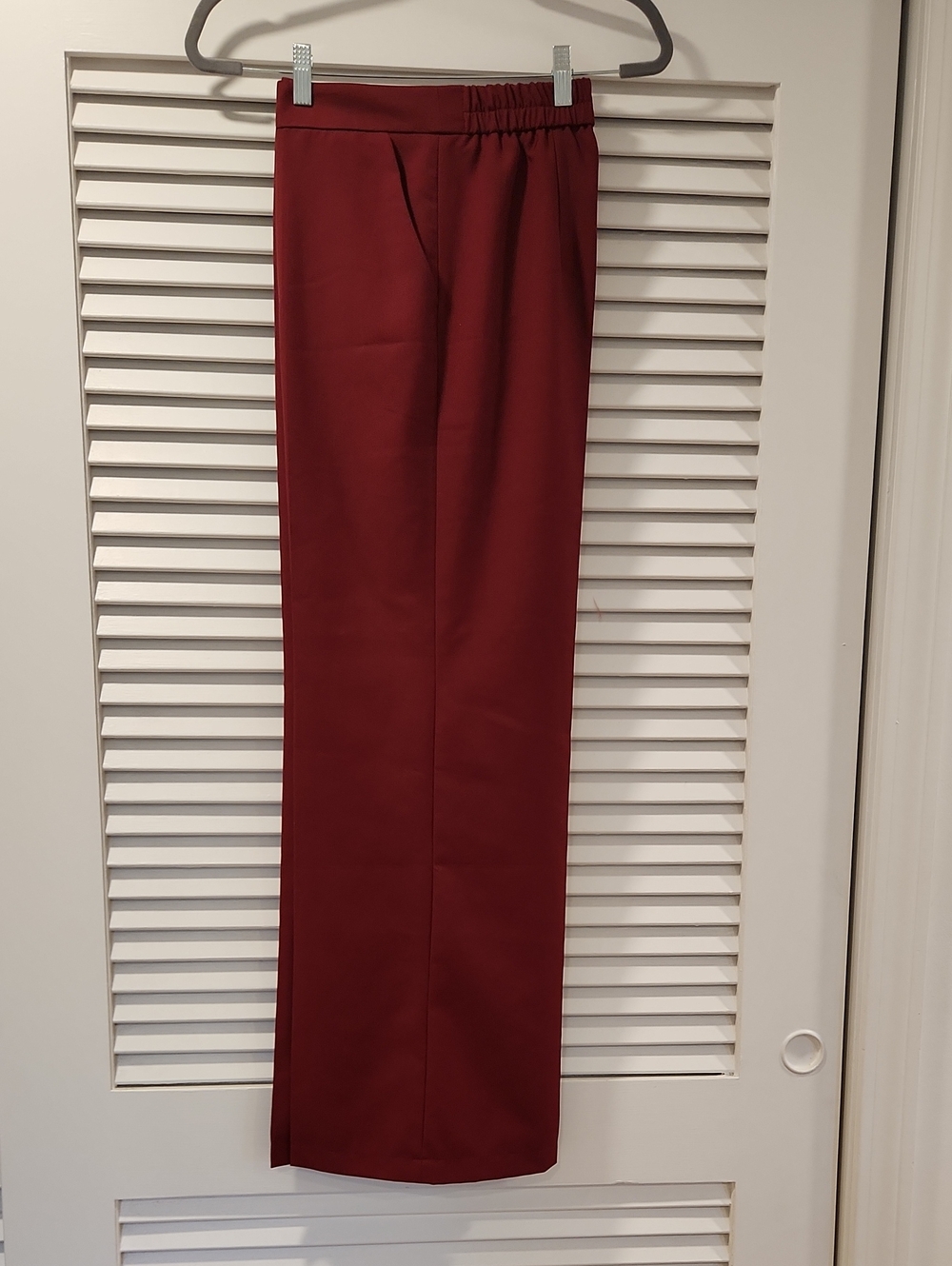 NWT FeHaute Two-Piece Wine Red Buckle Feather-Trimmed Crew Neck Top W/Pants US10 - Picture 7 of 9
